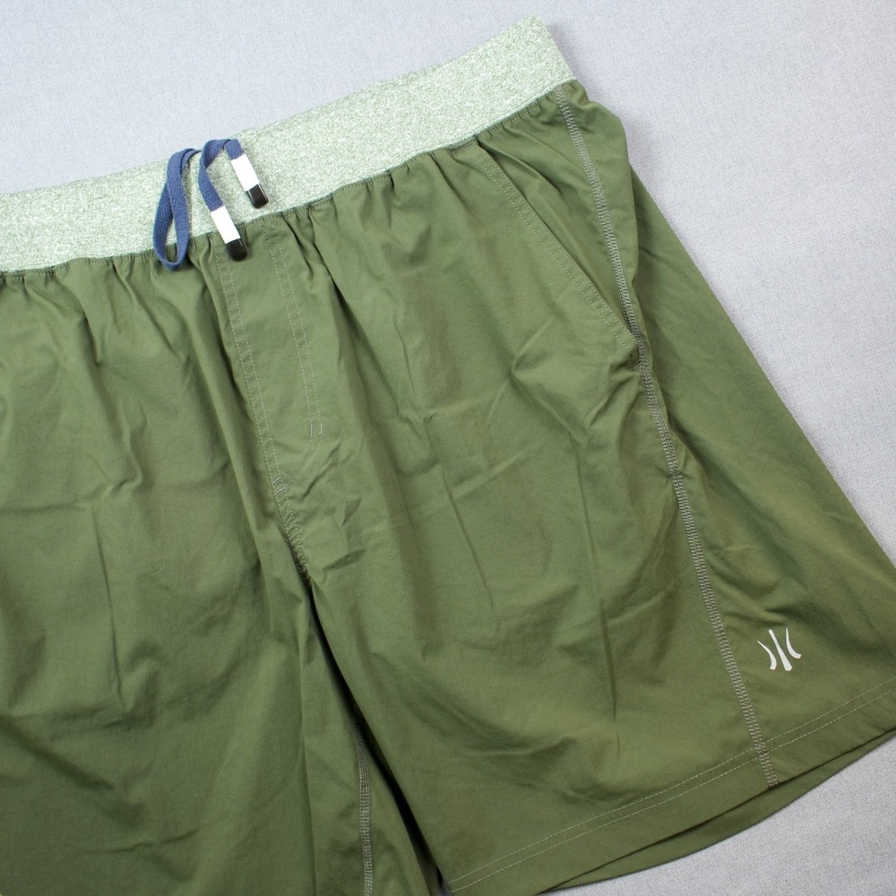 Rhone 7" Green Athletic Shorts XL Nylon Spandex Drawstring Running Performance